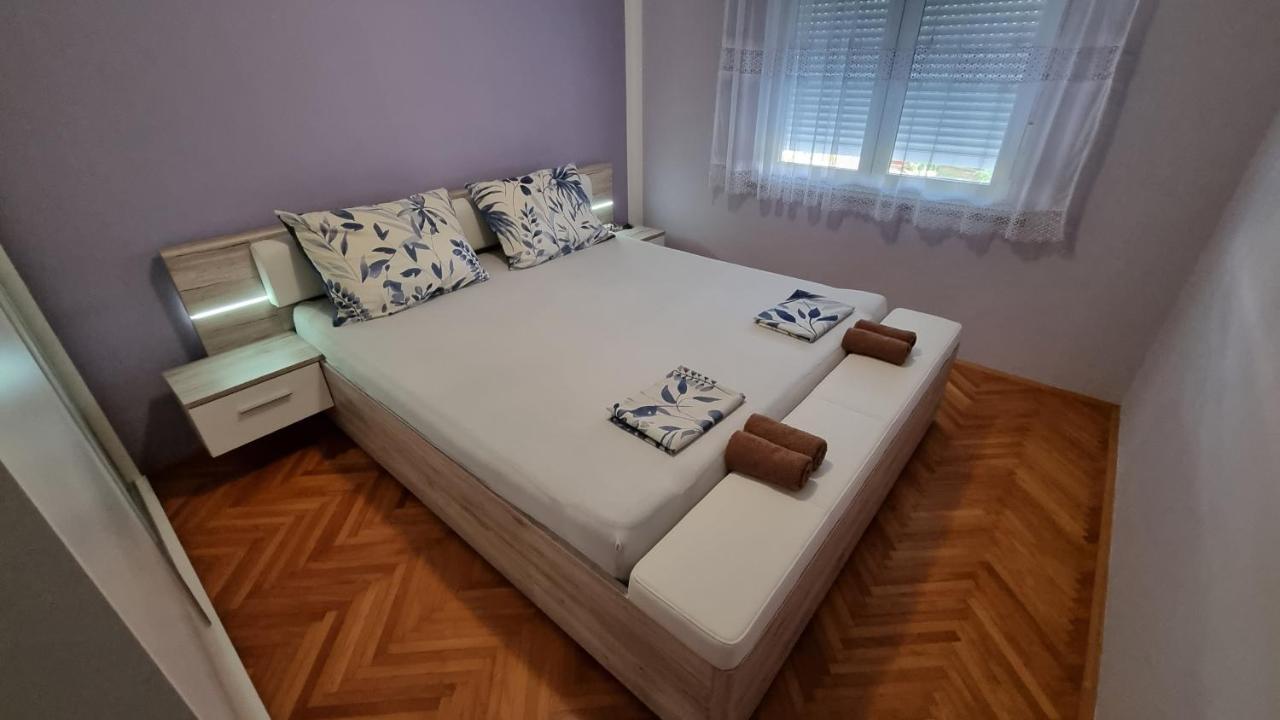 Apartman Ori Umag Exteriör bild