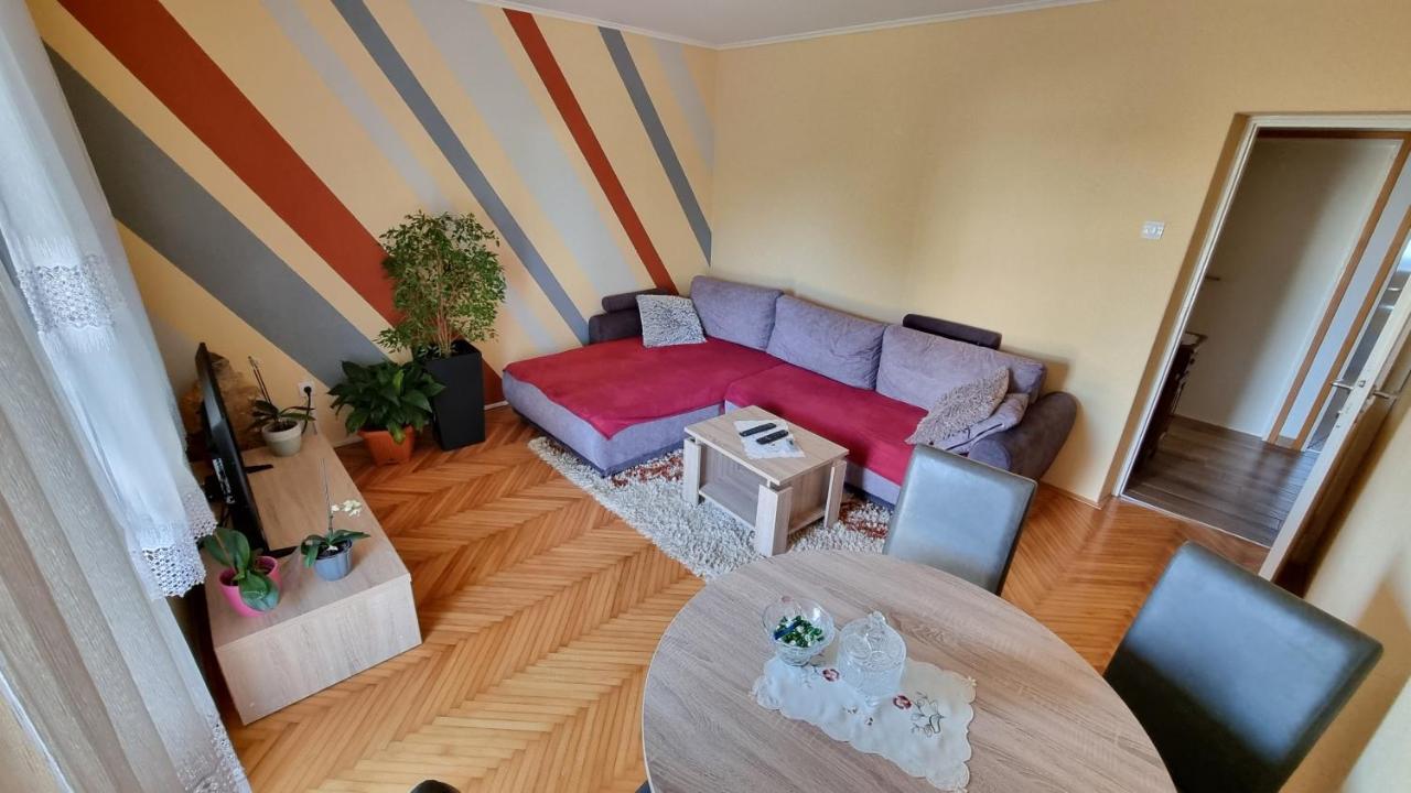 Apartman Ori Umag Exteriör bild