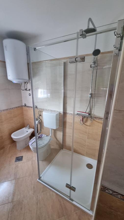Apartman Ori Umag Exteriör bild