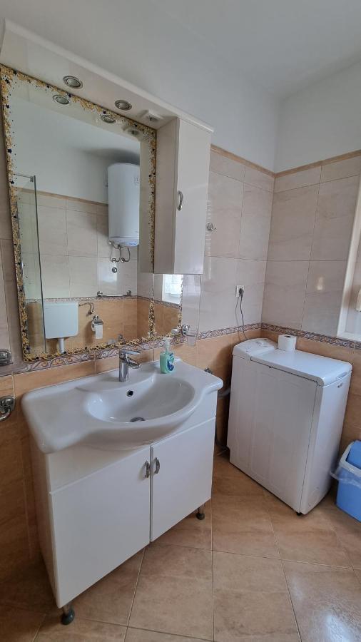 Apartman Ori Umag Exteriör bild